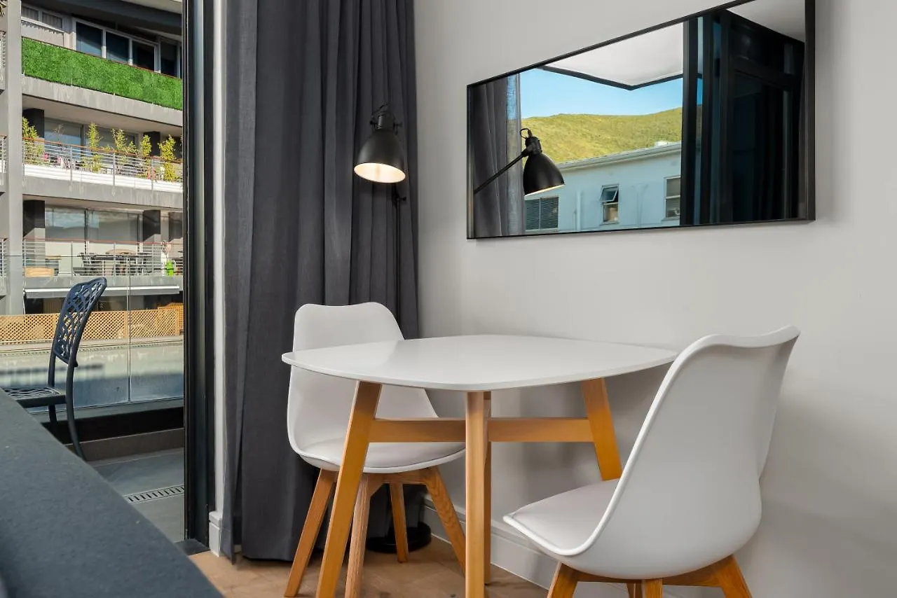 The Avant Luxury Apartments Le Cap 0*,