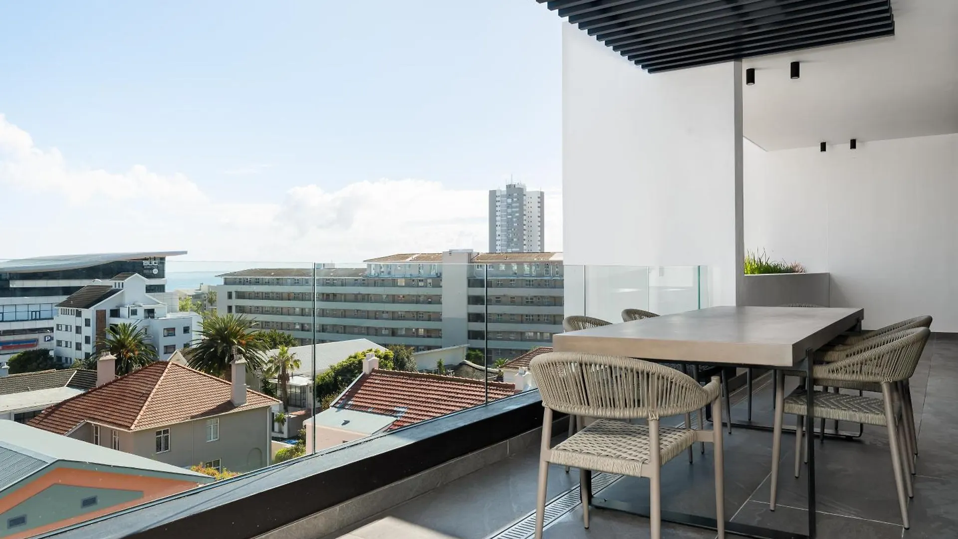 The Avant Luxury Apartments Le Cap
