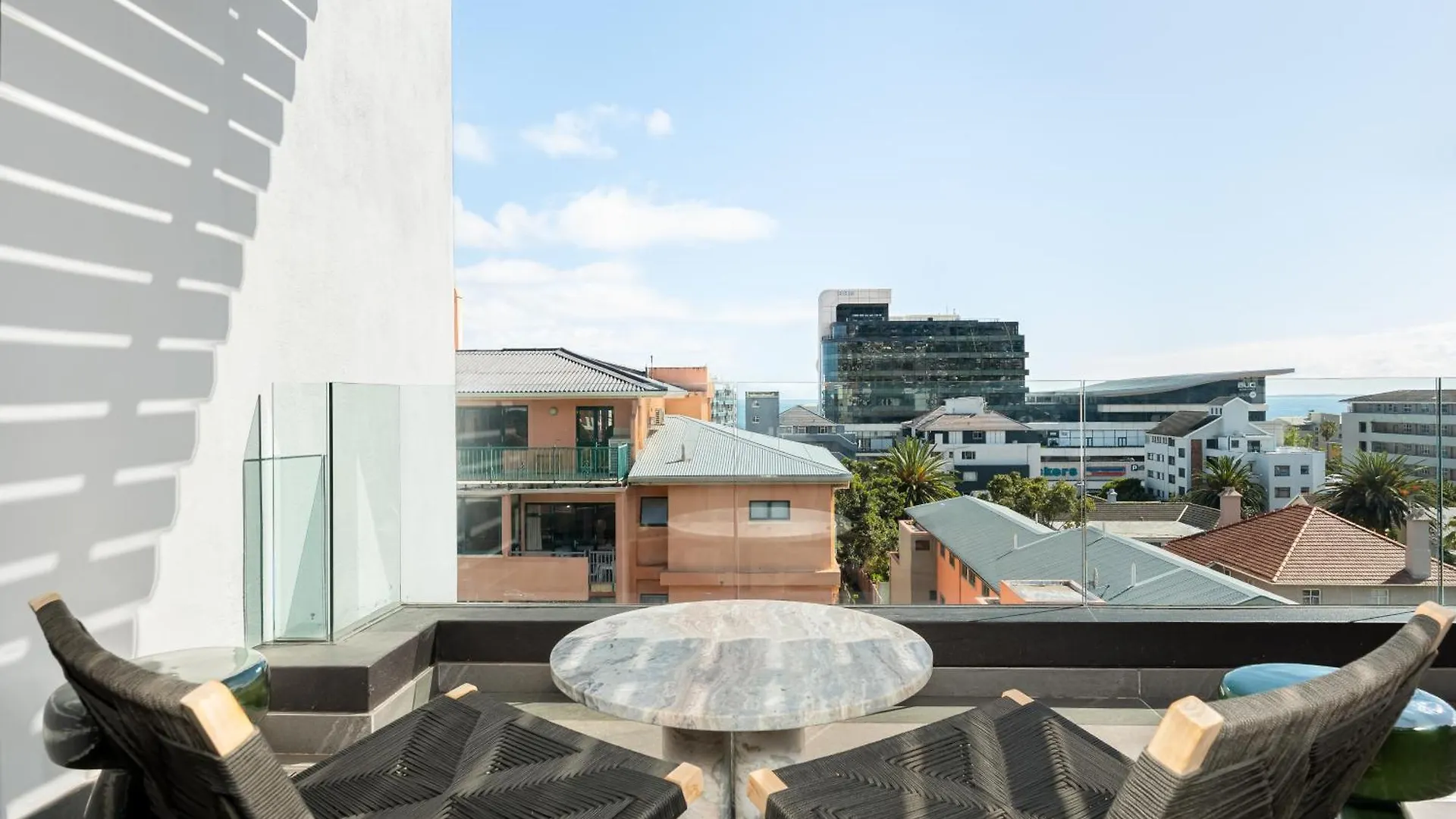 The Avant Luxury Apartments Le Cap