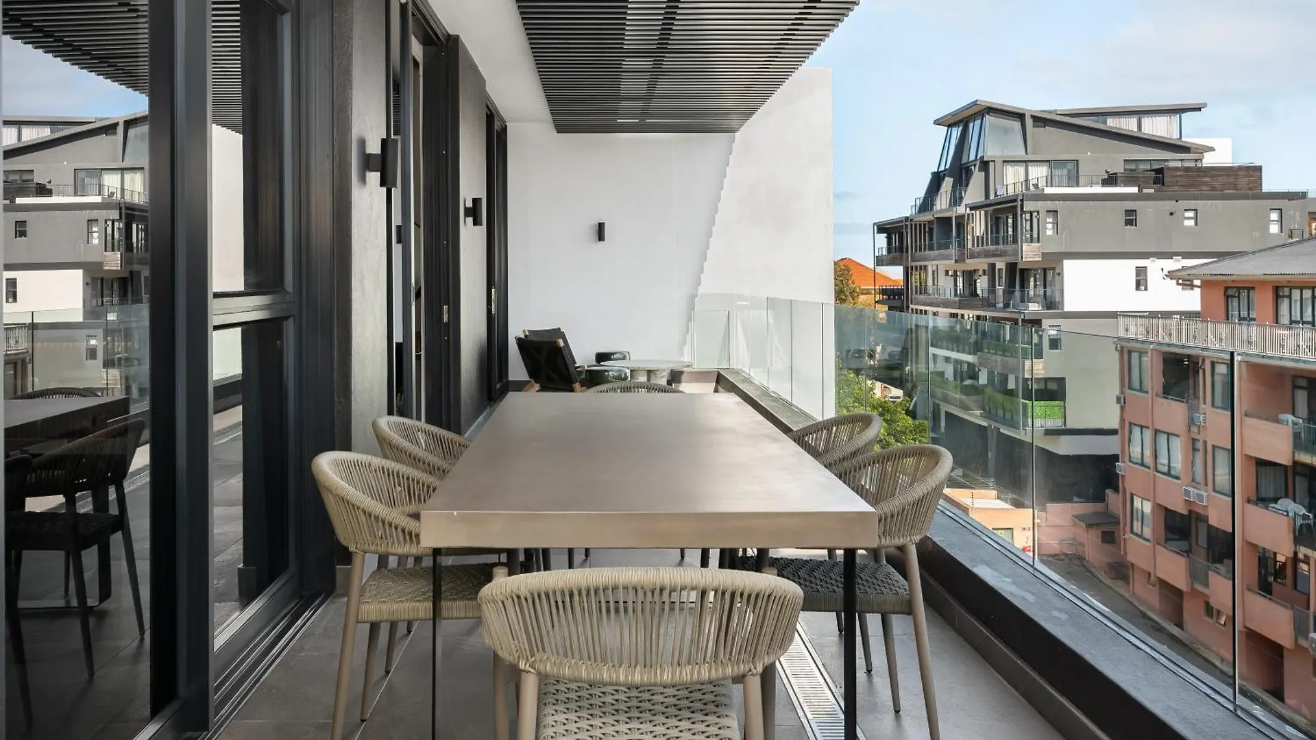 The Avant Luxury Apartments Le Cap 0*,