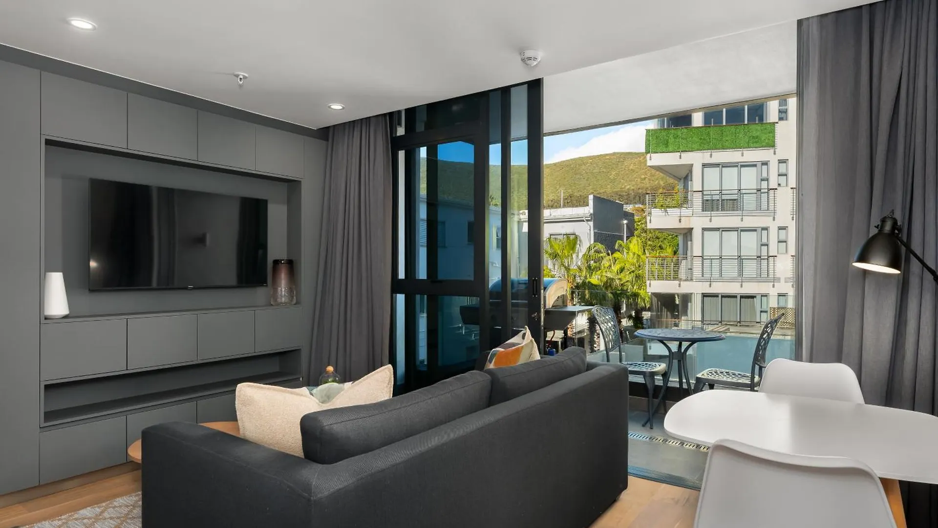 The Avant Luxury Apartments Le Cap